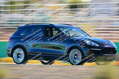 media/Oct-18-2025-Extreme Speed (Sat) [[d6d7e1fef1]]/Group 5/Session 3 (Turn 1)/